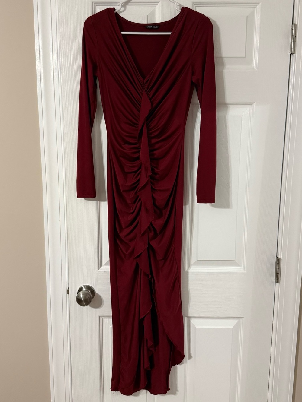 Women’s Ruched Long Sleeve Maxi Dress - Burgundy